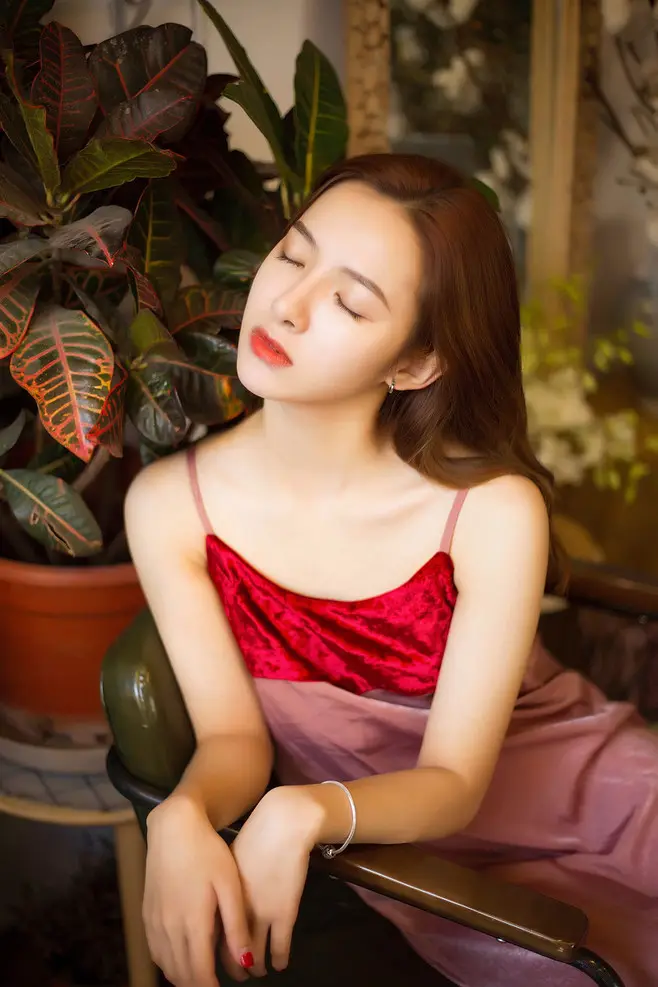 阿里广州高端商务伴游晓雯