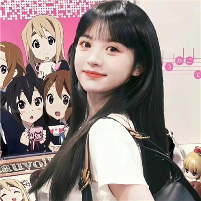 阿里伴游女生易云的资料